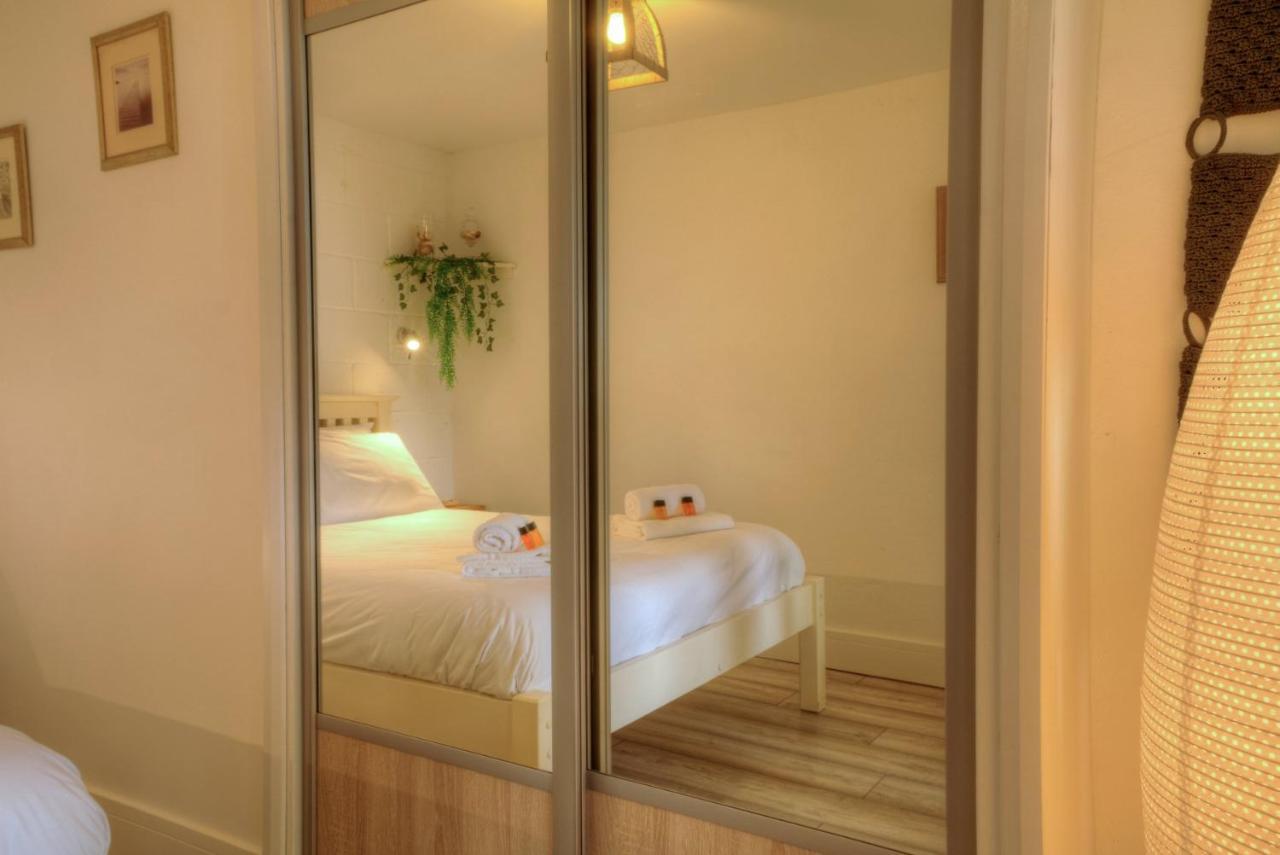 Pass The Keys Shore To Please - Sea Views And Beach Front Modern 1Bed Apt With Sofabed Portsmouth Exterior foto