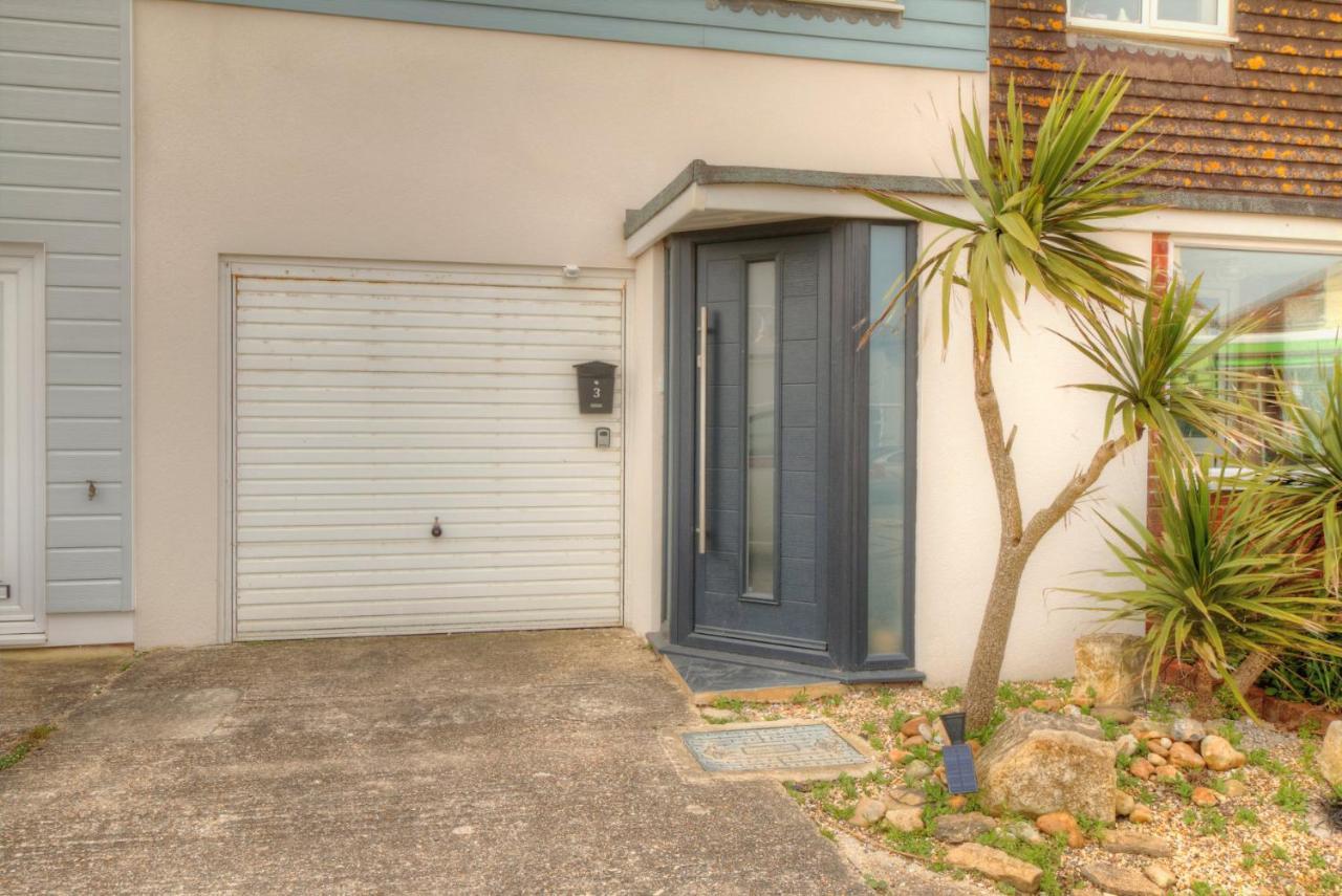 Pass The Keys Shore To Please - Sea Views And Beach Front Modern 1Bed Apt With Sofabed Portsmouth Exterior foto